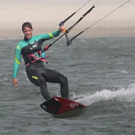 De Luxe Хардервейк